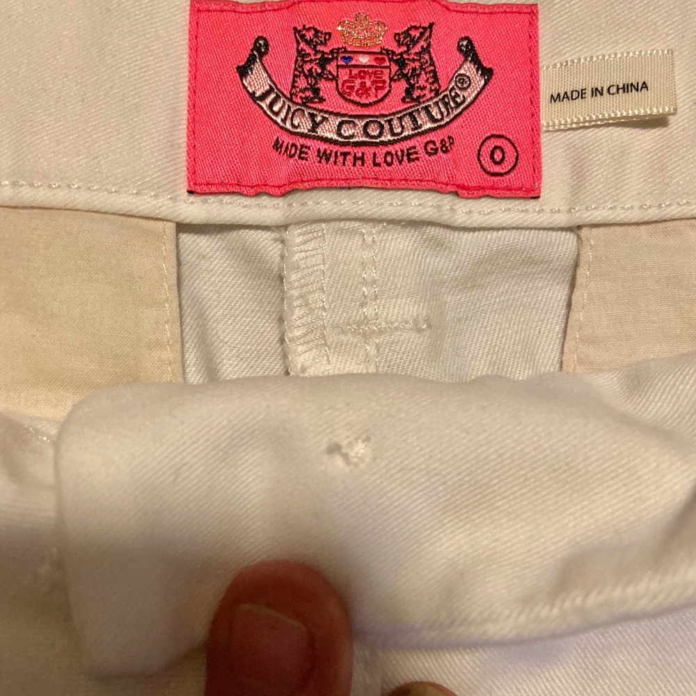 Juicy Contour Shorts - Picture 2 of 6